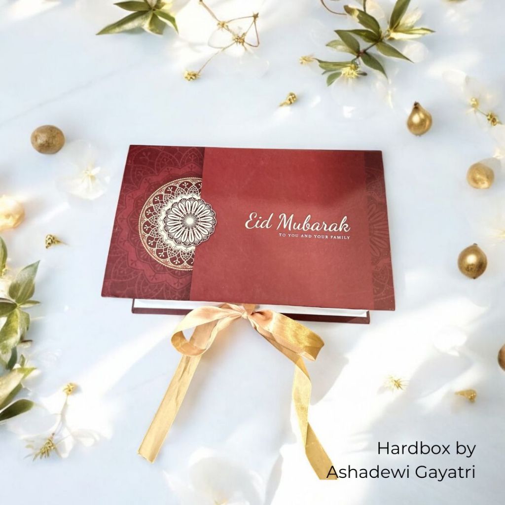 

HARDBOX BY ASHADEWI - Eid Mubarak MAROON (25x15x8 cm) / Hardbox Lebaran / hampers / gift / custom