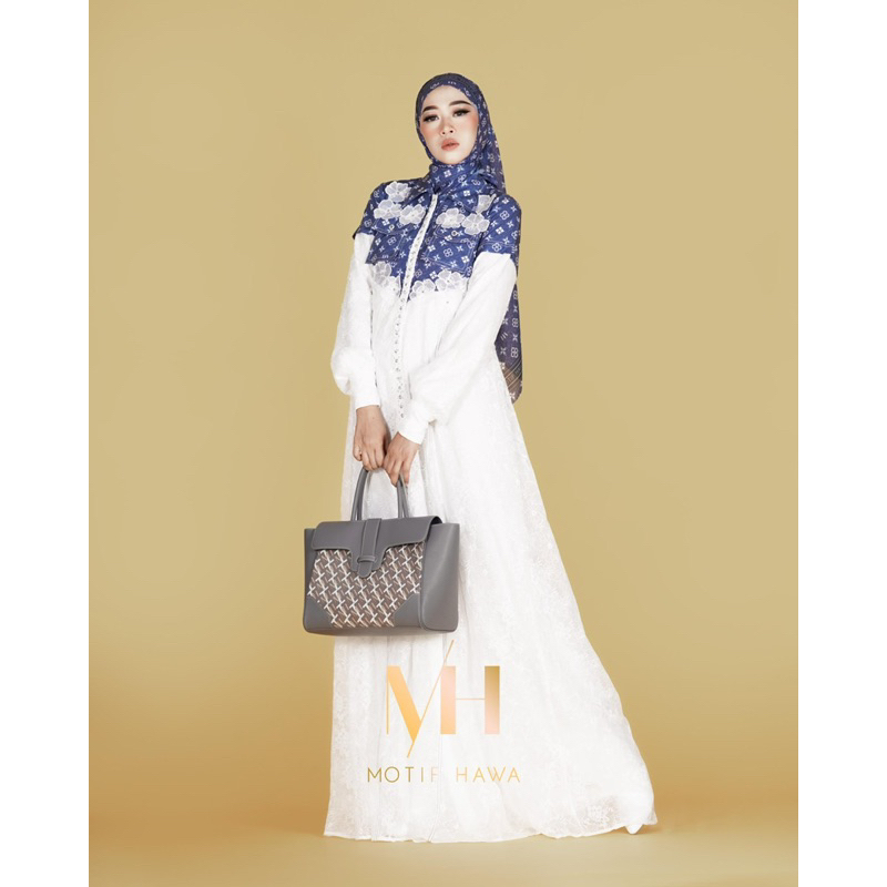 Floriane series by Motif Hawa