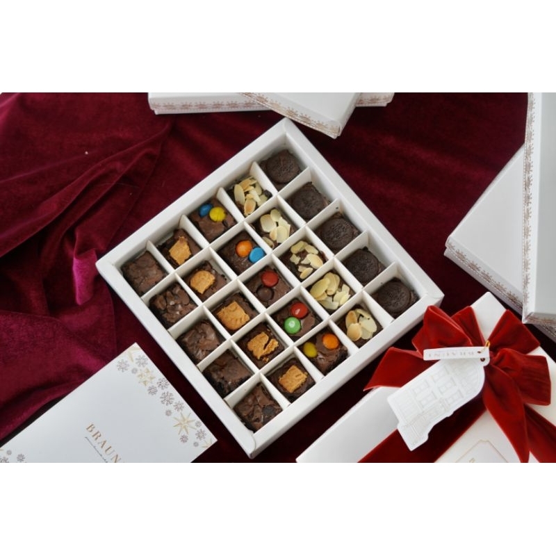 

Hampers Christmas Brownies The Premium