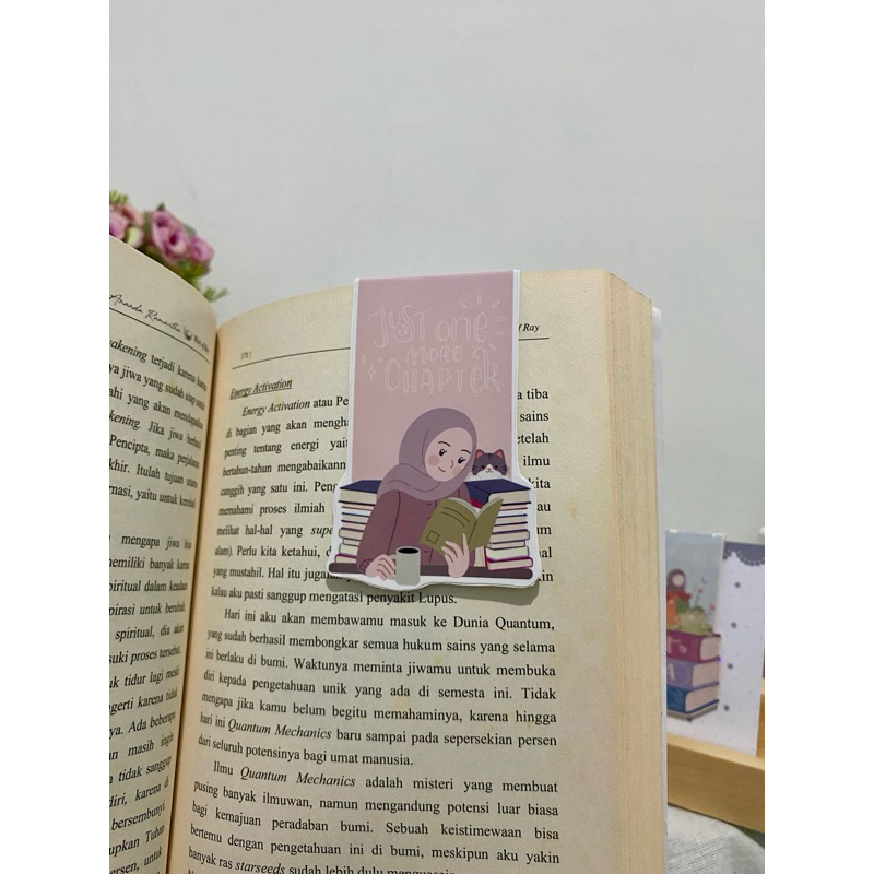 

Magnetic Bookmark Book Lover