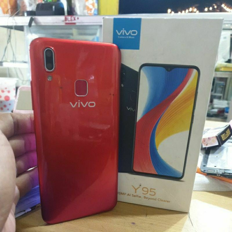 HANDPHONE VIVO Y95 RAM 4/32 SIAP PAKAI