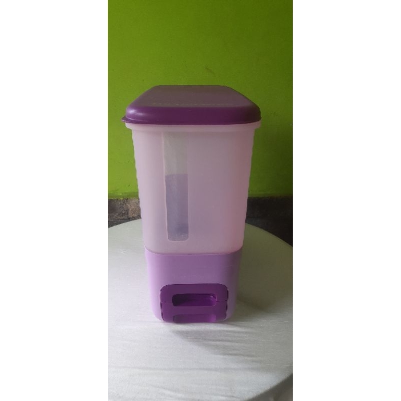 Tempat beras tupperware 10 kg preloved/second