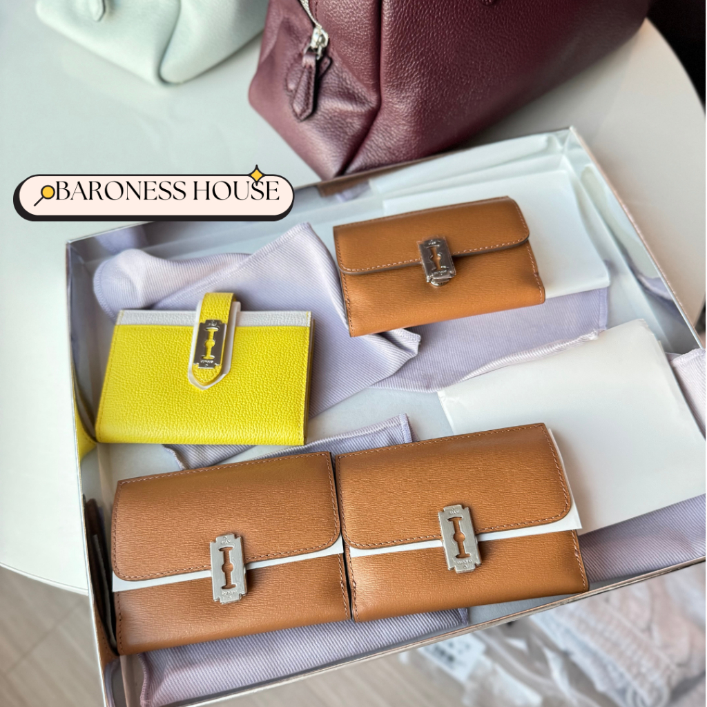 Readystock Vunque Magpie Flap Wallet