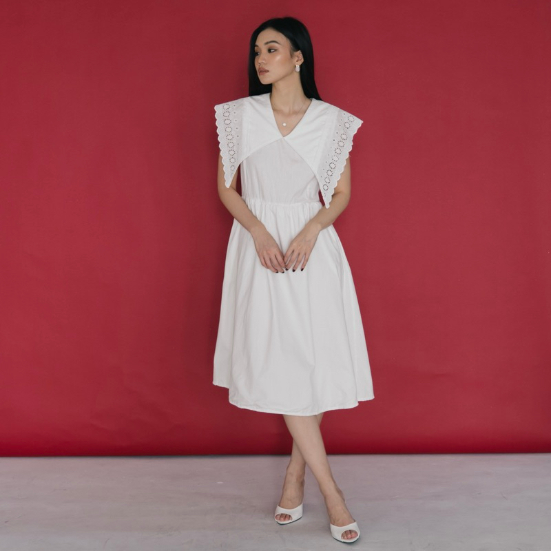 Seya Clothing - Lorraine Dress - Dress Wanita Dengan Kerah Renda Lebar