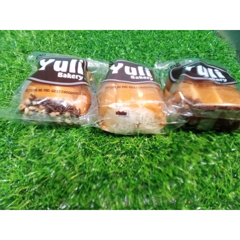 

Roll Bread Yuli