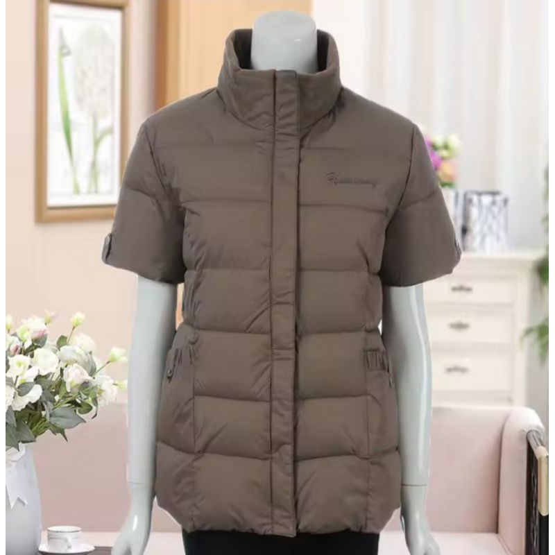 JAKET WANITA 2024/Jaket Fashion Wanita Terkeren /Jaket Hangat. Lengan  pendek