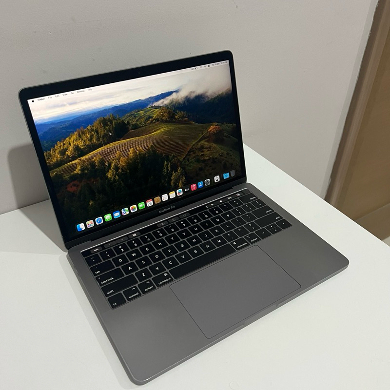 Macbook Pro 2019 Touchbar 13 inch 8/256 Second