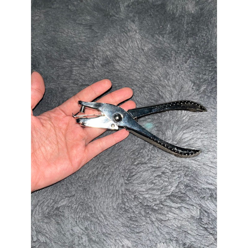 

pelubang kertas PUNCH HOLE 6mm