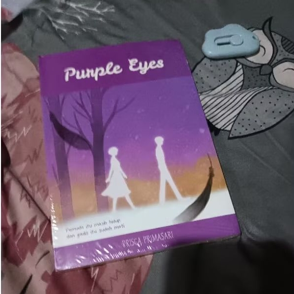 purple eyes - prisca primasari