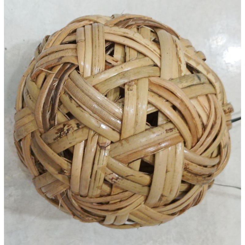Bola takraw rotan asli.harga satuan.