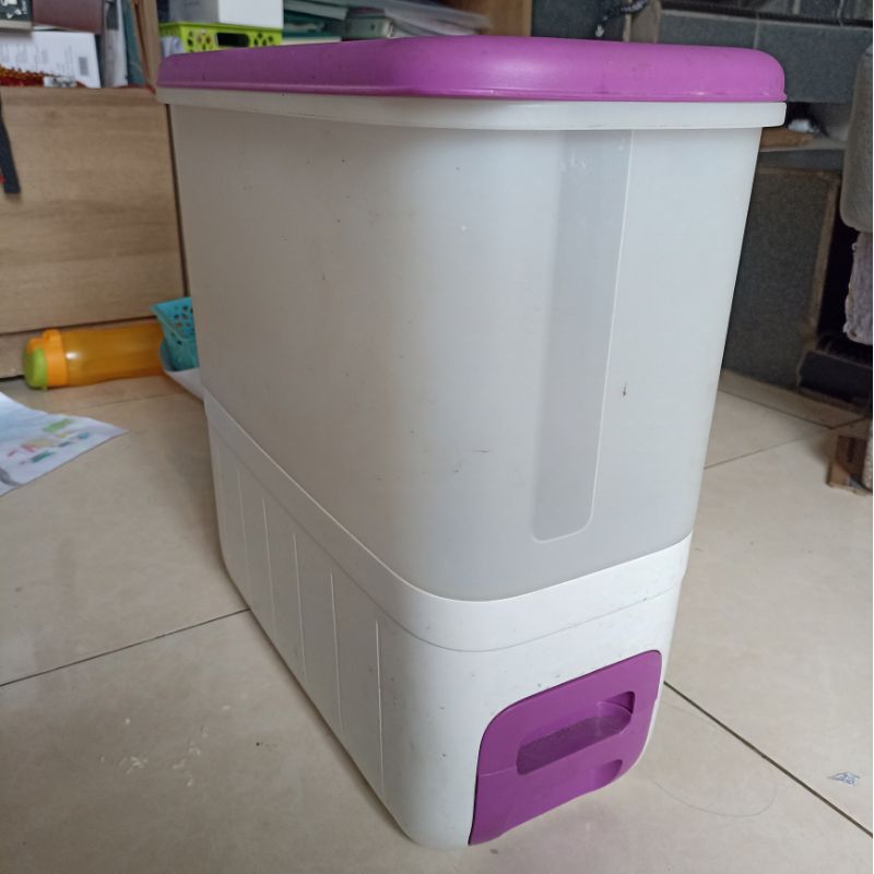 Dispenser Beras 10kg Tupperware (preloved)