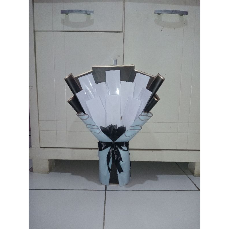 

bouquet kosongan uang isi 10 lembar