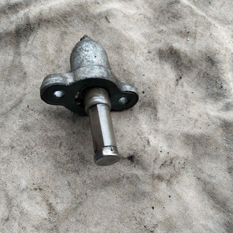 tonjokan keteng spin 125 bekas original