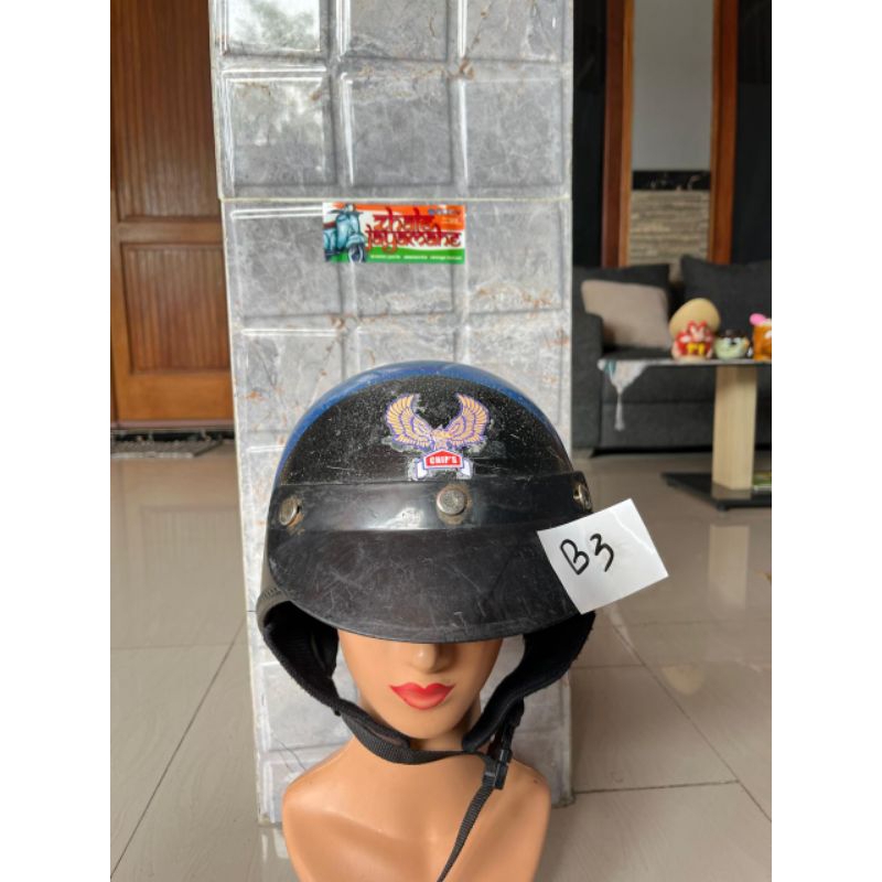 HELM VINTAGE Helm Chips Vespa Ori Biru