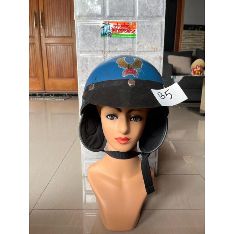 HELM VINTAGE Helm Chips Vespa Ori Biru
