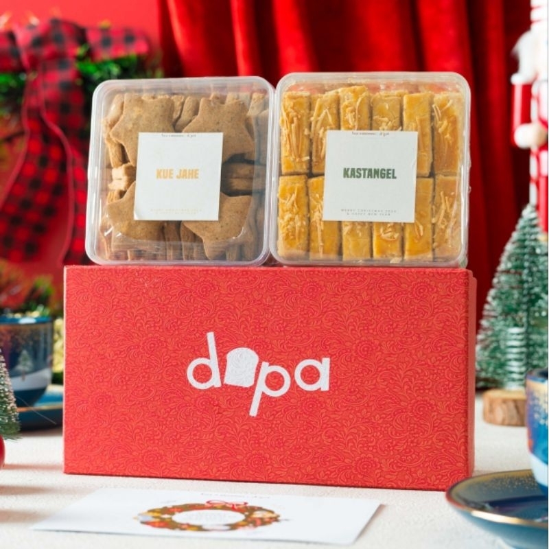 

Hampers Premium Kue Kering Christmas isi 2 ( Kue Jahe / Kastengel / Nastar / Putri Salju ) | Hampers Natal | Christmas | Giftbox Gift Hadiah Souvenir