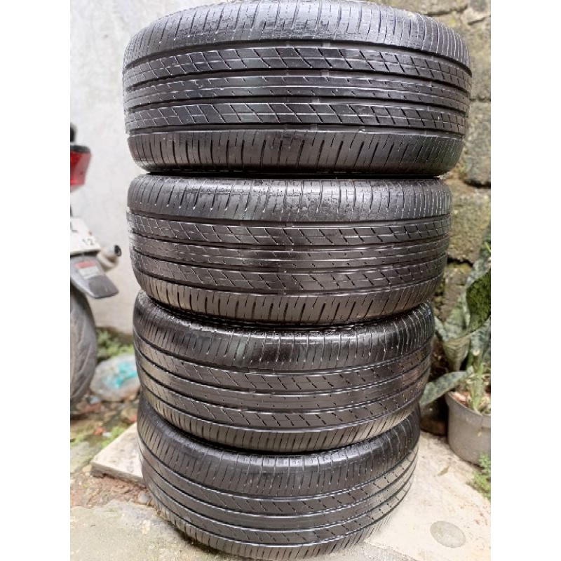 BAN 215/50 R17 BRIDGESTONE TURANZA ER33