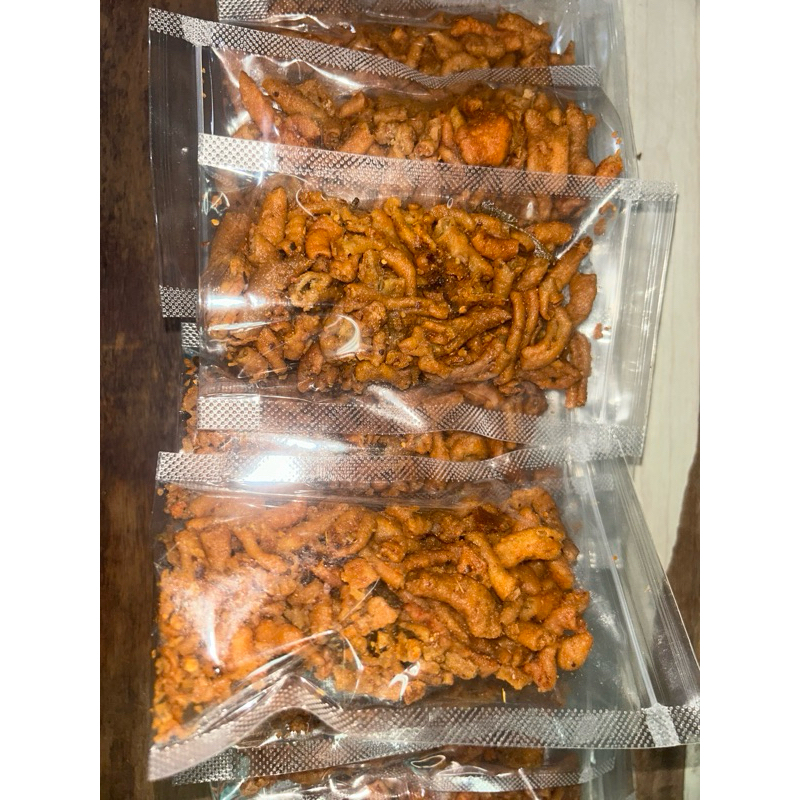 

Keripik usus pedas daun jeruk