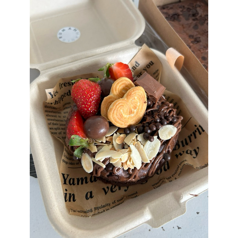 

FUDGY BROWNIES BENTO (KHUSUS GOSEND BOGOR)