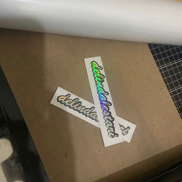 Stiker Hologram Nama Custom Stiker Cutting