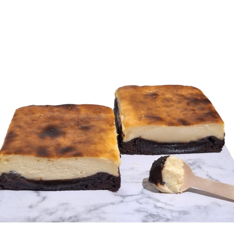 Burnt Cheesecake Brownies / Brownies Basque Burnt Cheesecake