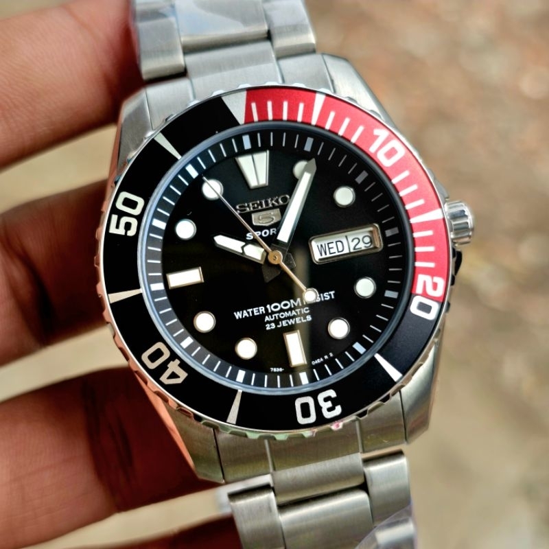 Seiko 5 Sport Day Date Coke, Jam Tangan Pria Automatic Original