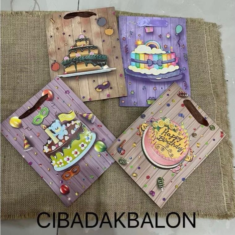 

Paper Bag Glitter Timbul Happy Birthday / Paper Bag HBD / Paper Bag Kecil / Paper Bag Ulang Tahun Ultah / Kantong Kado