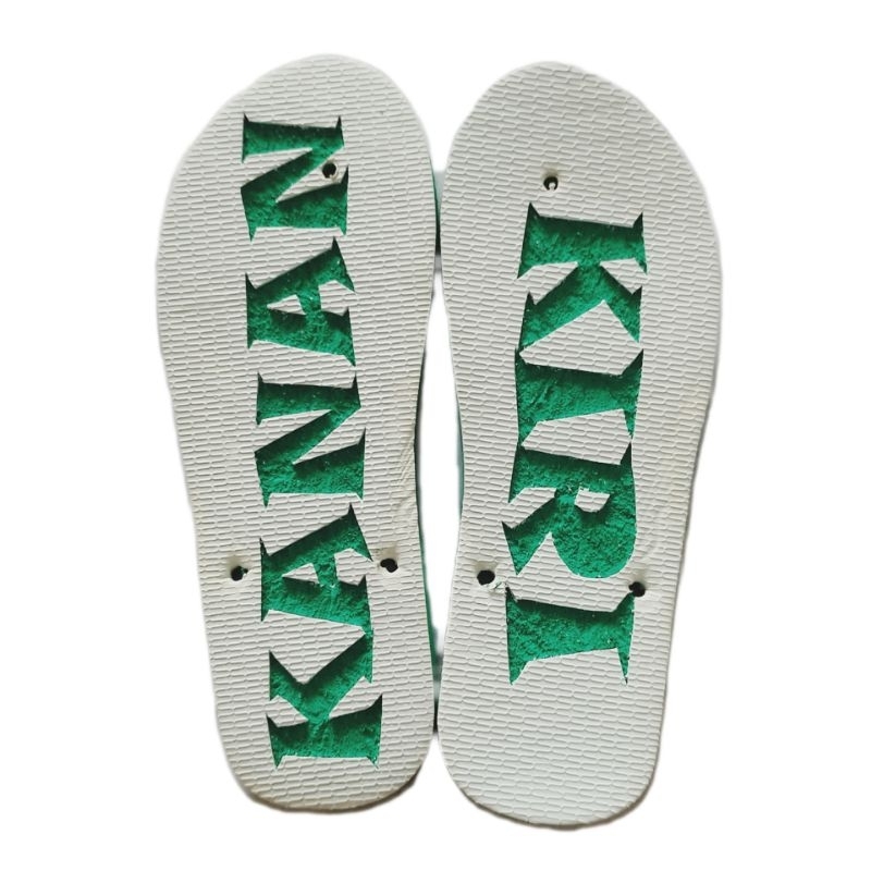 Sandal Ukir Kiri Kanan