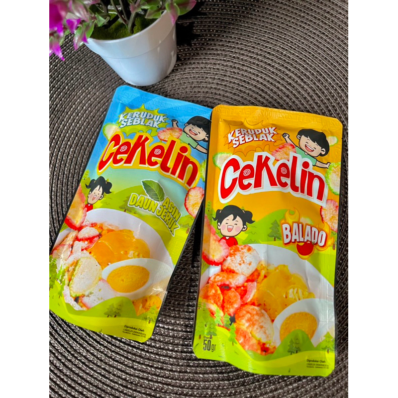 

Kerupuk Seblak dapat 2 all varian Baldo dan Asin Daun Jeruk