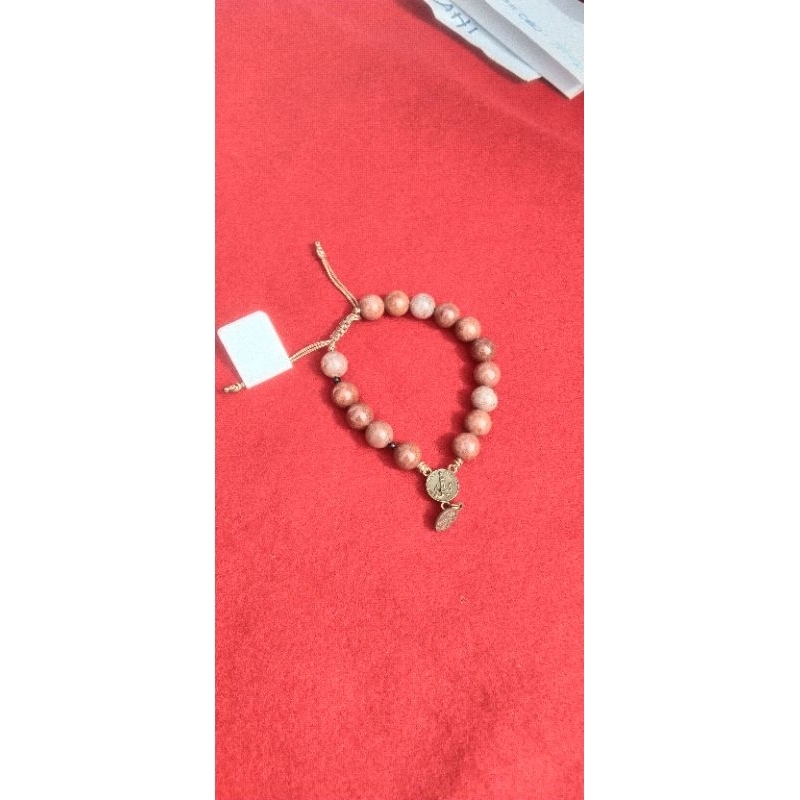 Rosario Gelang Batu Merah