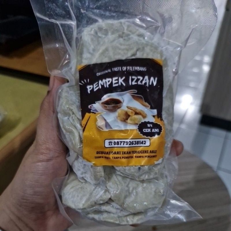 

Pempek Izzan Asli Ikan Tenggiri dari Palembang