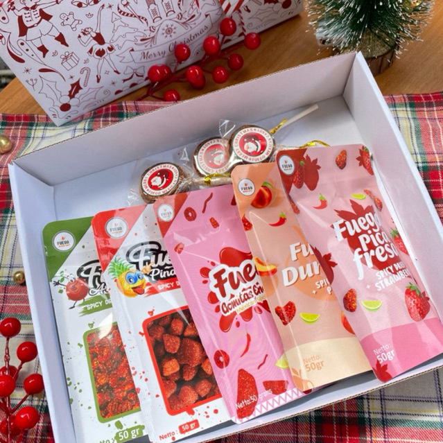 

CHRISTMAS GIFT BOX HAMPERS ( 5 pcs mix + lollipop )