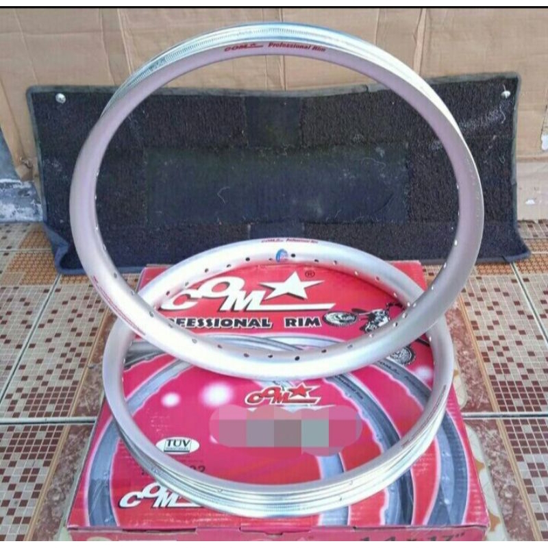 Velg Original COMSTAR uk 140 140 Ring 17 (New old stock and good condition)