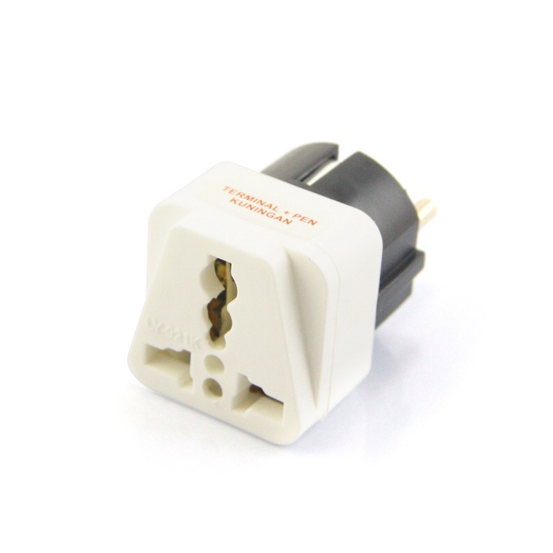 Steker Universal Loyal LY921K