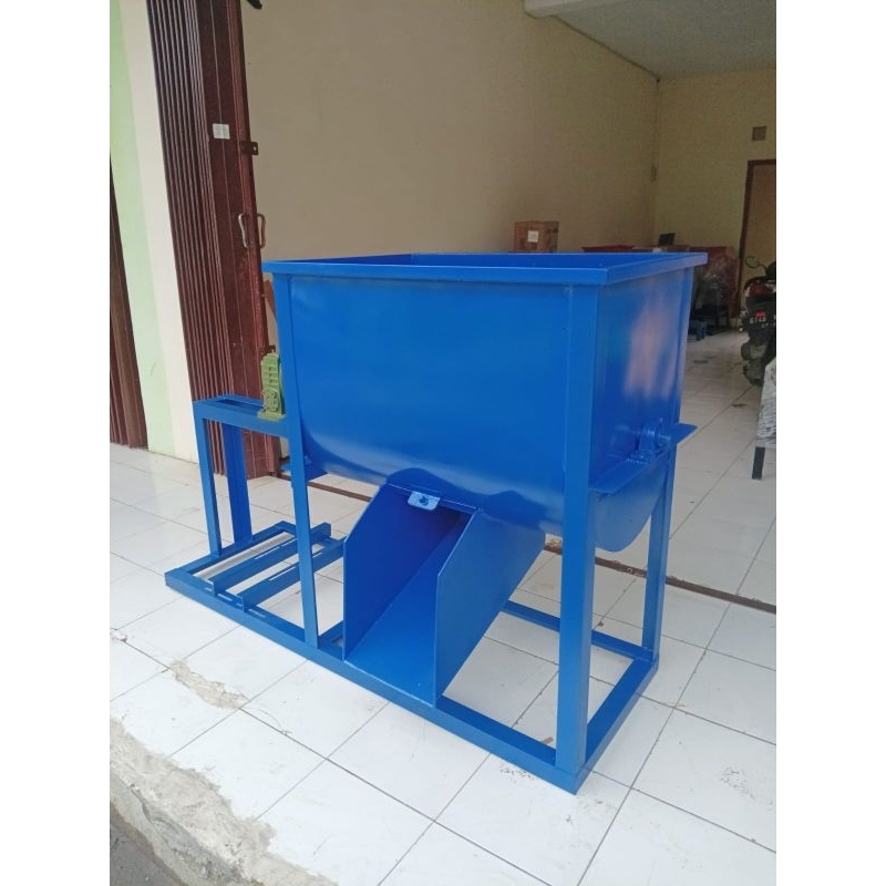 MESIN MIXER PENGADUK PAKAN TERNAK KAPASITAS 100KG