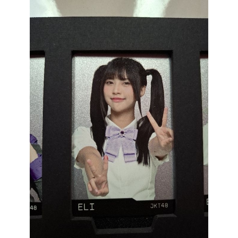 photo card eli jkt48 x axioo special edition