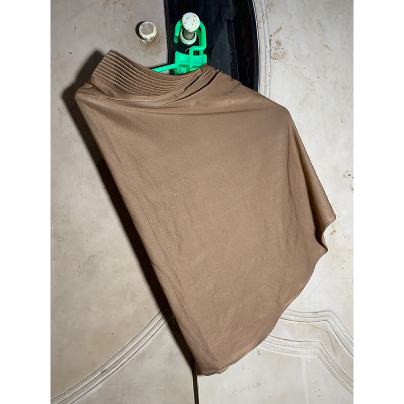 kerudung bergo coklat