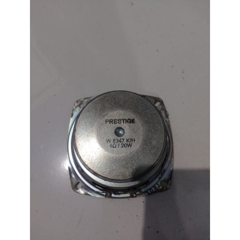 Speaker 4 inch prestig bekas suara normal