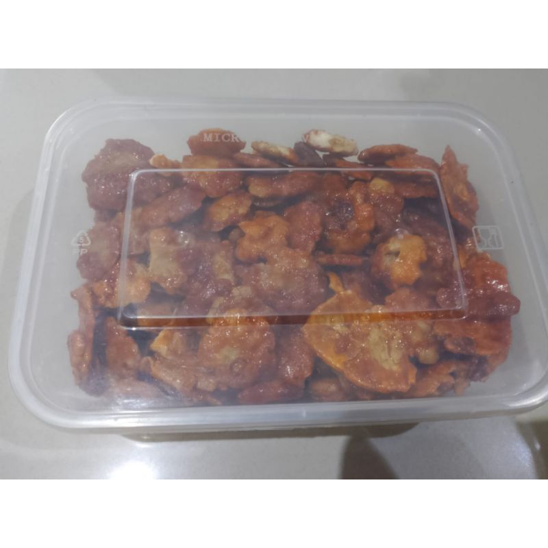 

EMPING KHAS JAWA TENGAH PEKALONGAN