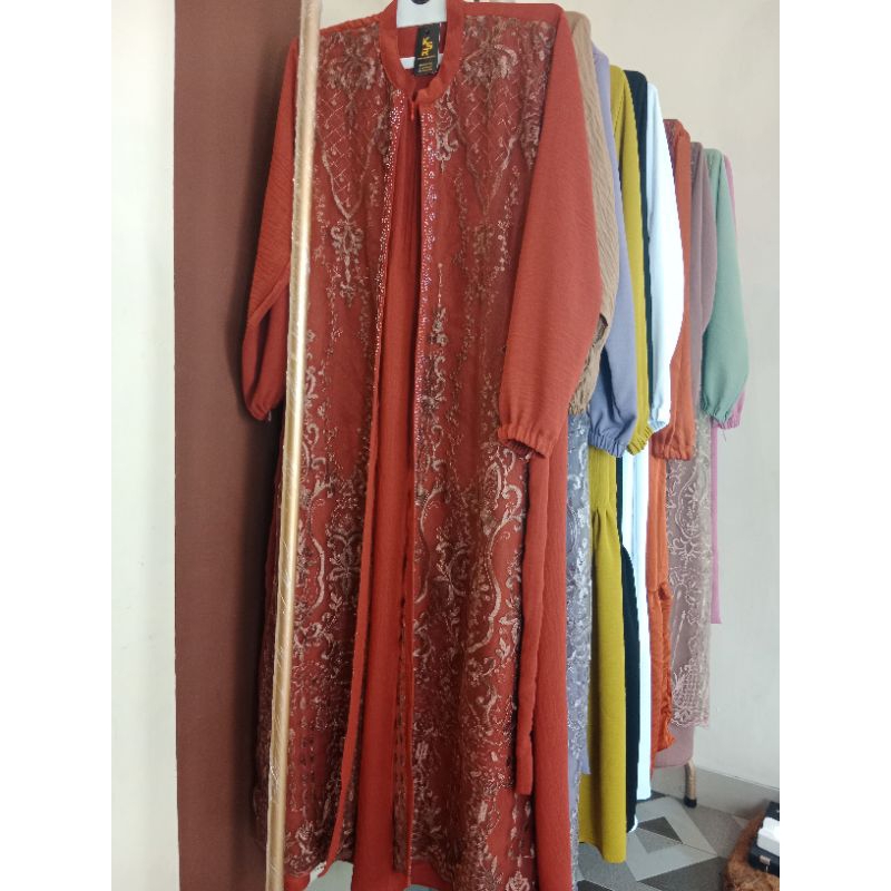 gamis naura