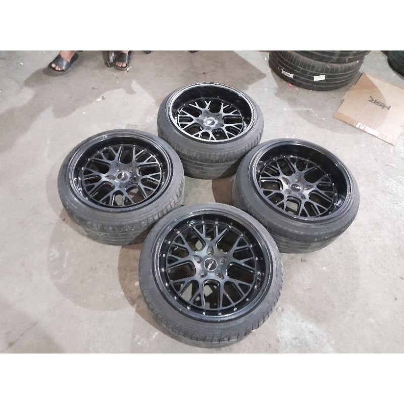 Velg Mobil Bekas Ring 18 HSR ILAGA  pcd 5x114 lebar 9,5/10,5,innova,hrv,crv