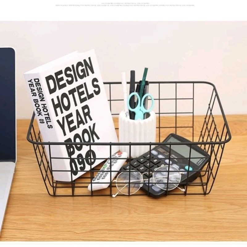 

keranjang rak ram kotak serbaguna penyimpanan majalah ,buku,pensil,pulpen dll