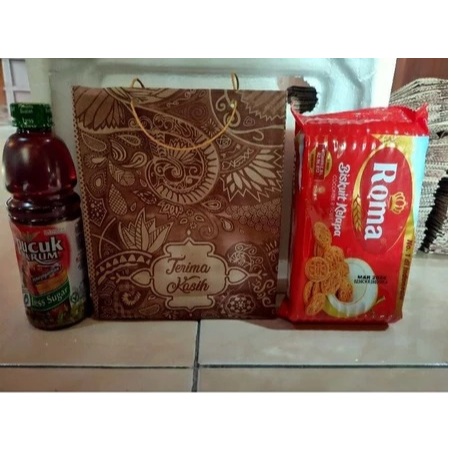 

250 pcs paperbag batik tali besar sovenir pernikahan ukuran sedang 22x17x5