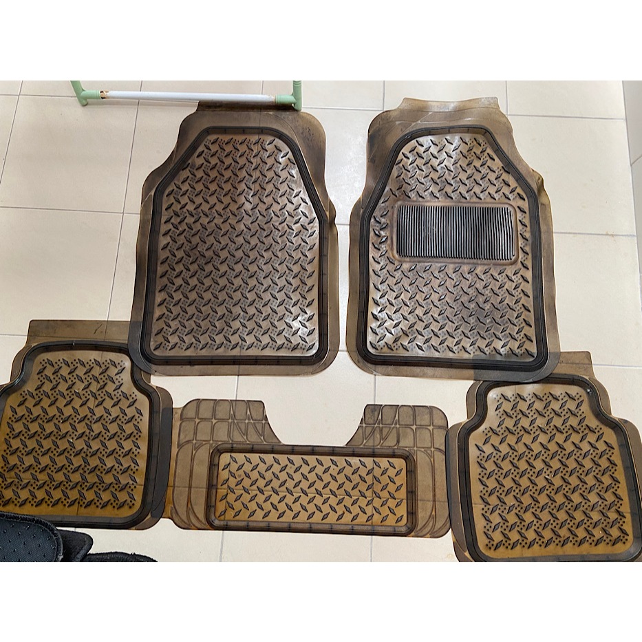 Karpet Mobil Universal 2 Baris Ace Hardware