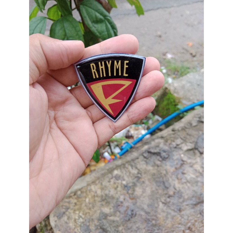 

LABEL | LOGO | EMBLEM | RHYME TIMBUL 3D