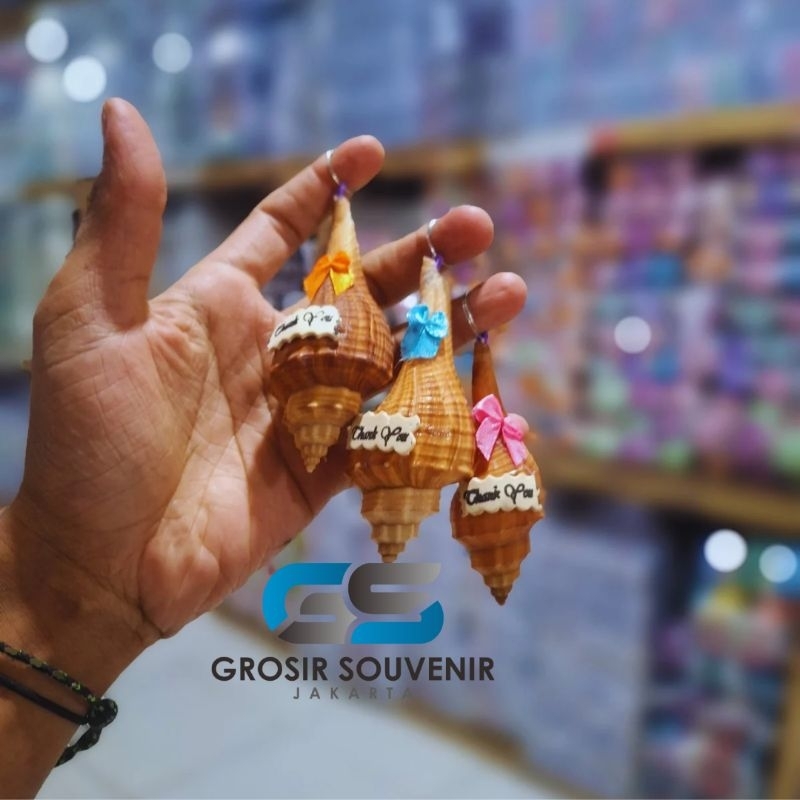 (100 pcs) Gantungan Kunci Keong Packing Plastik | Souvenir Pernikahan | Grosir Souvenir Murah