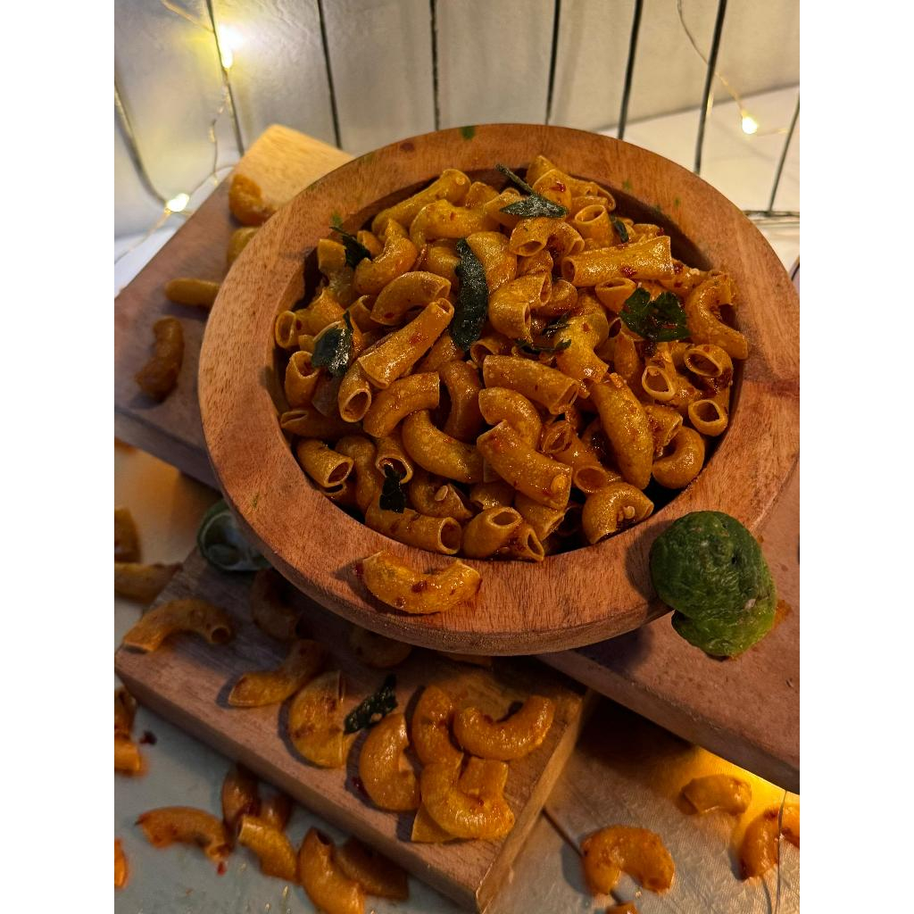

Makaroni pedas gurih di ngemilkuyy