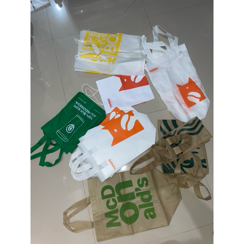Starbucks, Tomoro, Hokben, Point Coffee Tote bag Spunbound