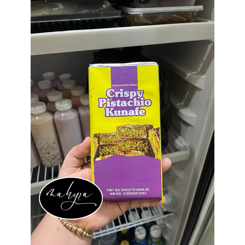 

Nycyta Home Dessert Coklat Dubai "Pistachio Kunafe" Berat 270 Gr ,Size 16X8 Cm ,Food Chocolate
