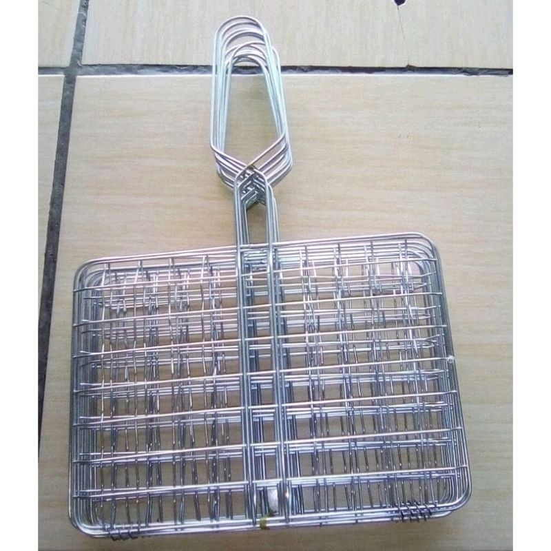 (TERLARIS) Panggangan ikan bakar / alat bakaran ikan / panggangan capit / panggangan kawat / tempat